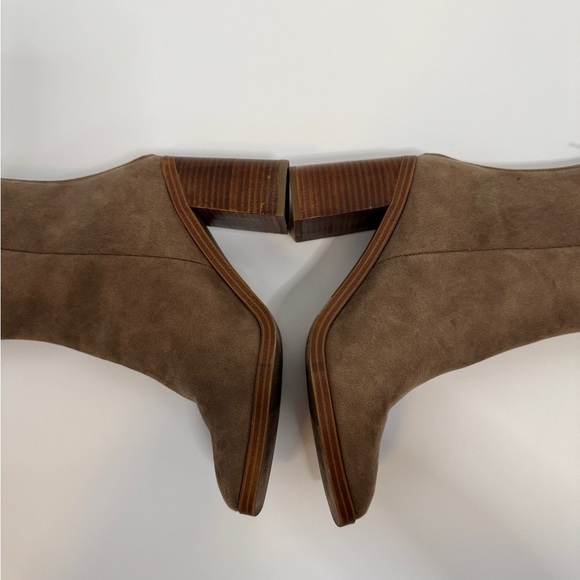 DV by Dolce Vita Suede Brown Boots Block Heel size 7.5 - Picture 9 of 9